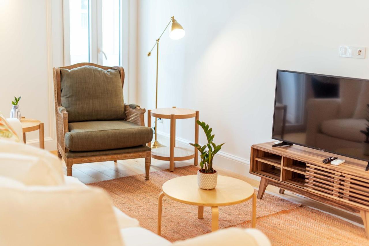 Apartamentos Ferreiros By Heart Of Funchal Exteriör bild